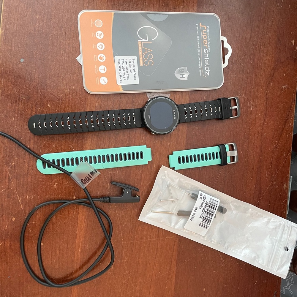 Black Garmin forerunner 630 watch